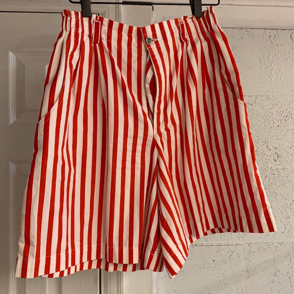 Cotton striped preppy shorts with pleats